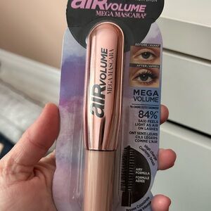 NWT L'Oreal Air Volume Mega Mascara in Rose Gold